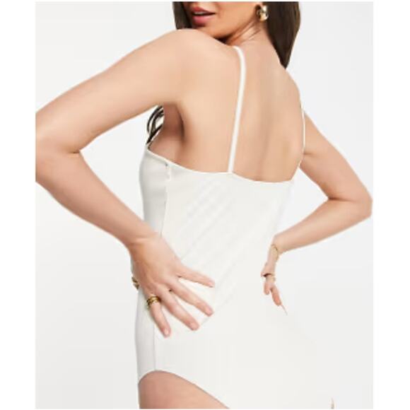 New TOPSHOP NORDSTROM White Cross Front Halter Body Bodysuit Size 4/6 TALL - Picture 2 of 8